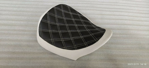 UPHOLSTERED SEAT (ONLY) FOR REAR FENDER HARLEY V-ROD NIGHT ROD V ROD MUSCLE VROD